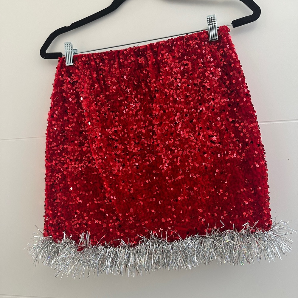 Love on a Hanger Red Sequin Christmas Mini Skirt Holiday Festive Trim | Size S - Picture 12 of 12